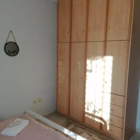 ήσυχο σπίτι δίπλα στη θάλασσα Apartment